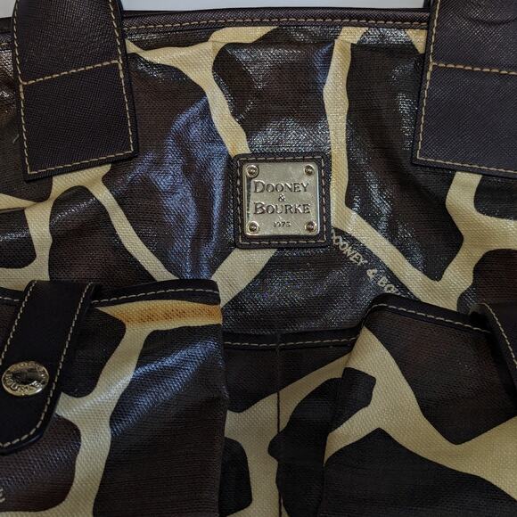 Dooney and Bourse Giraffe Print Tote Bag June Monza Coated Canvas Shoulder Purse - Picture 4 of 12